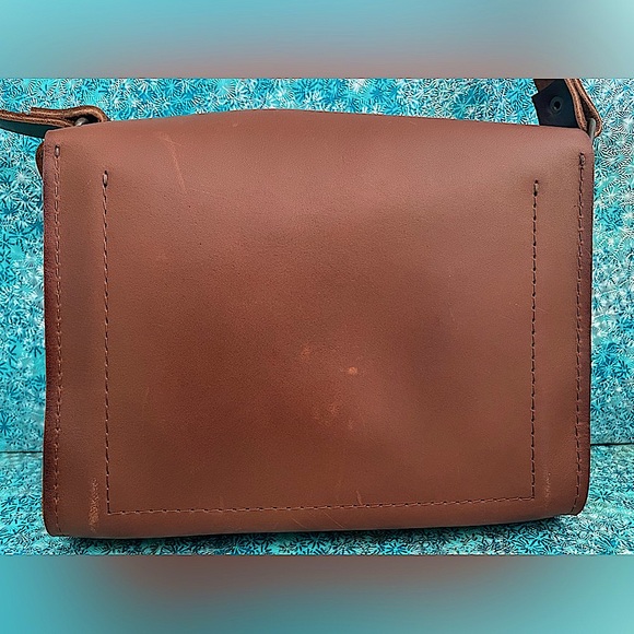 Genuine Leather Cross Body Purse - Picture 4 of 9